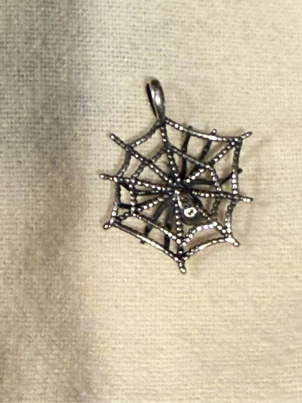 Arrok intricate spider